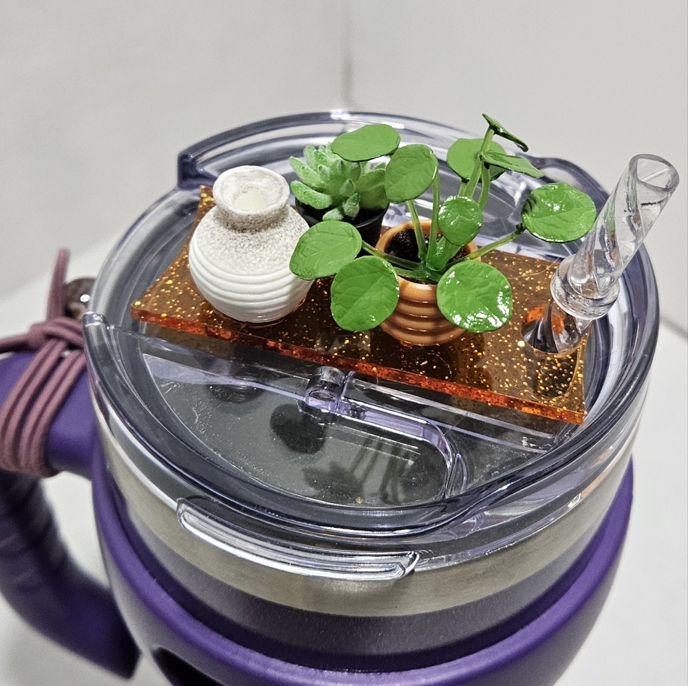 Mini garden drink cup topper